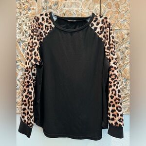 SHEIN Curve Black Body, Leopard Long Sleeves Shirt- size 1XL